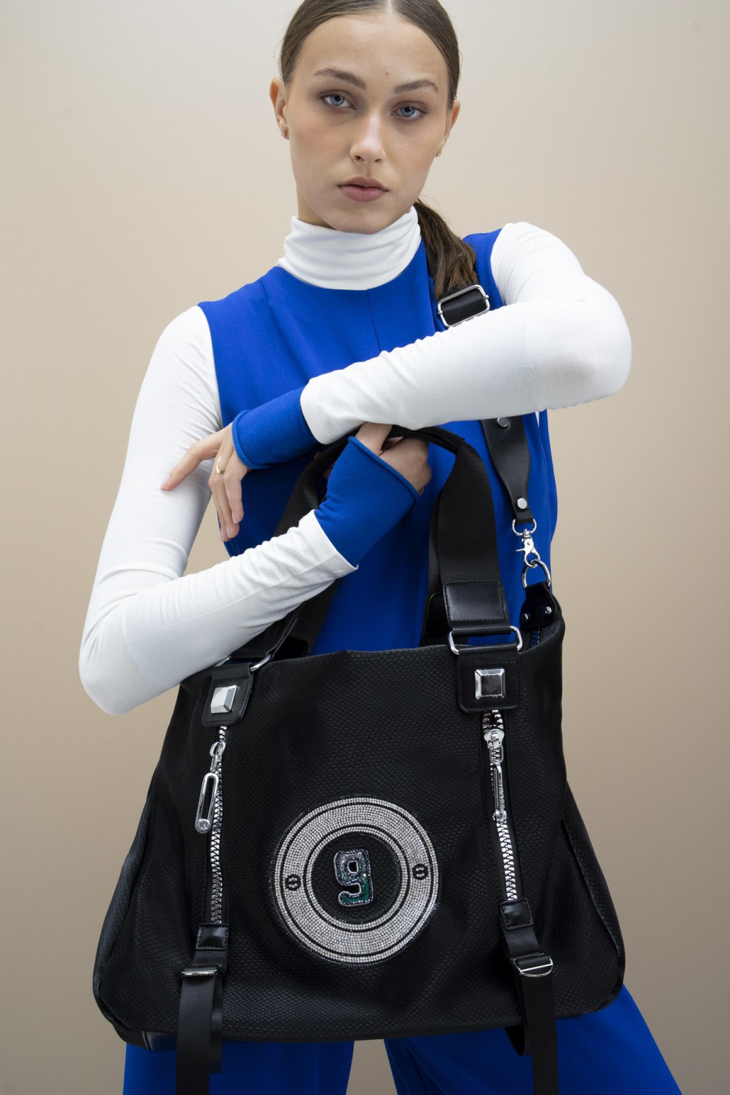 BYN2297_R1534_1.jpg