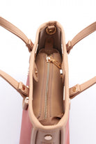 C2490058Y_R0821_4.jpg