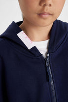 C6876A8_R2718_4.jpg