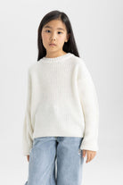 C6909A8_R10225_3.jpg