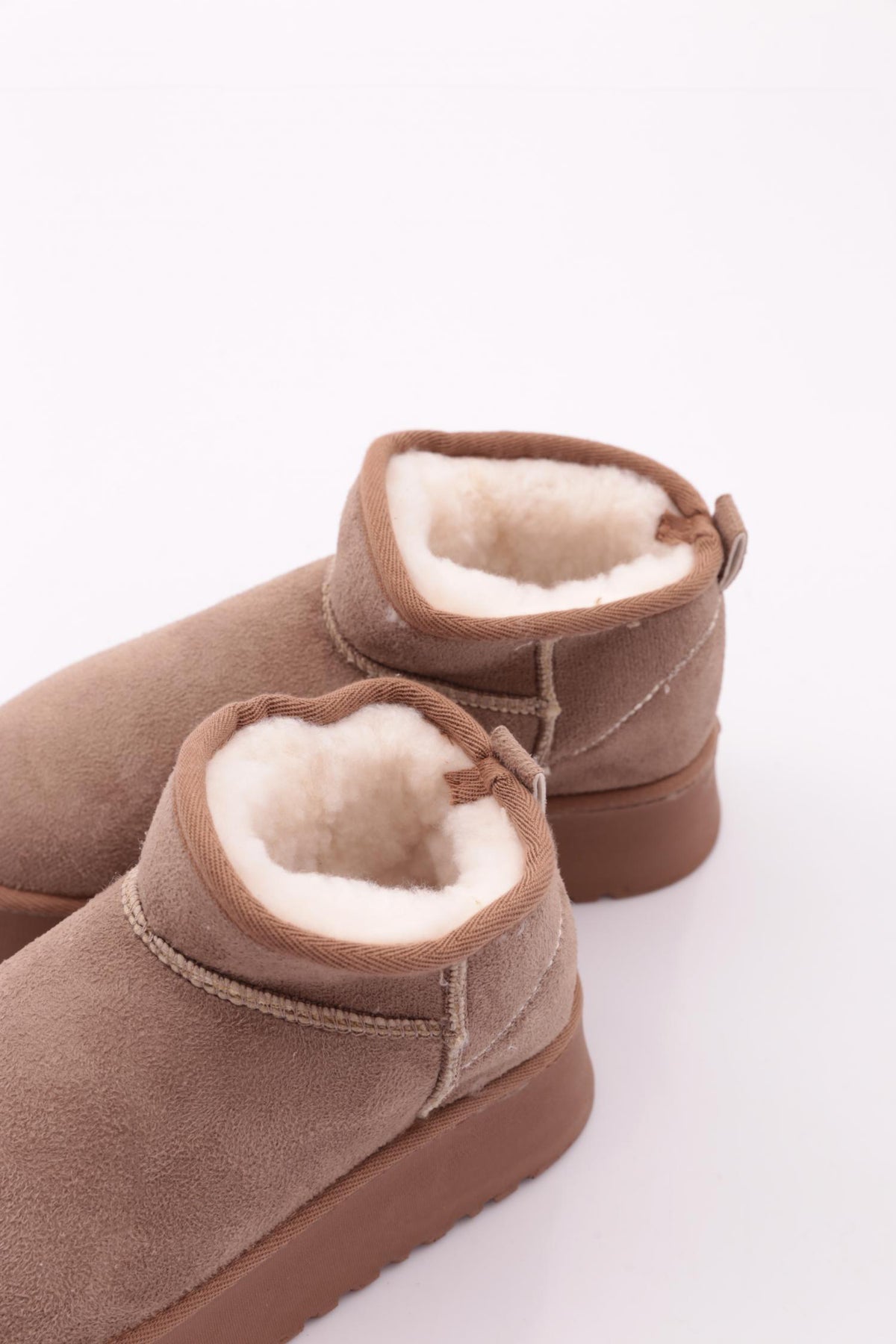 COZY_R1186_4.jpg