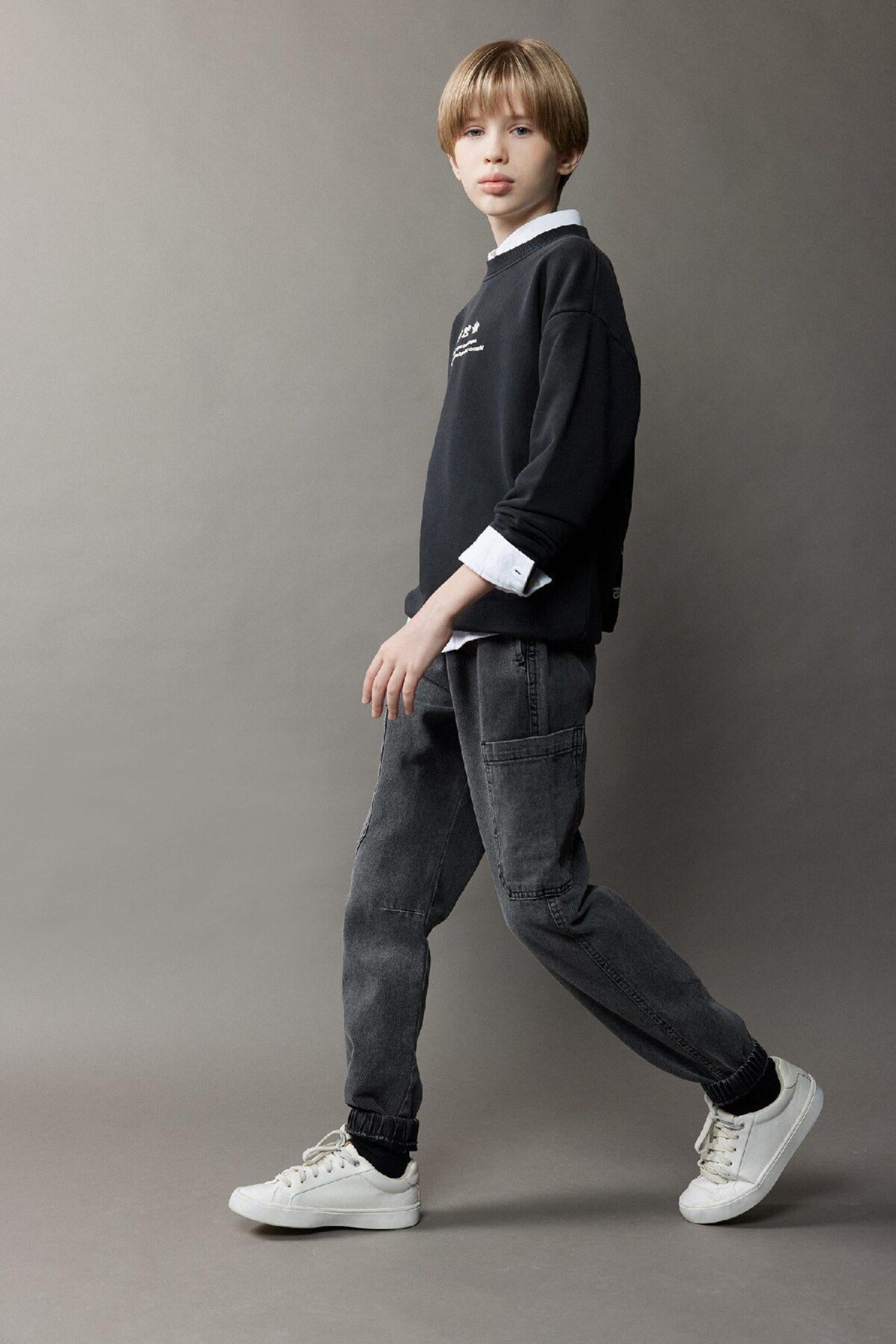 D7037A8_R4306_2.jpg