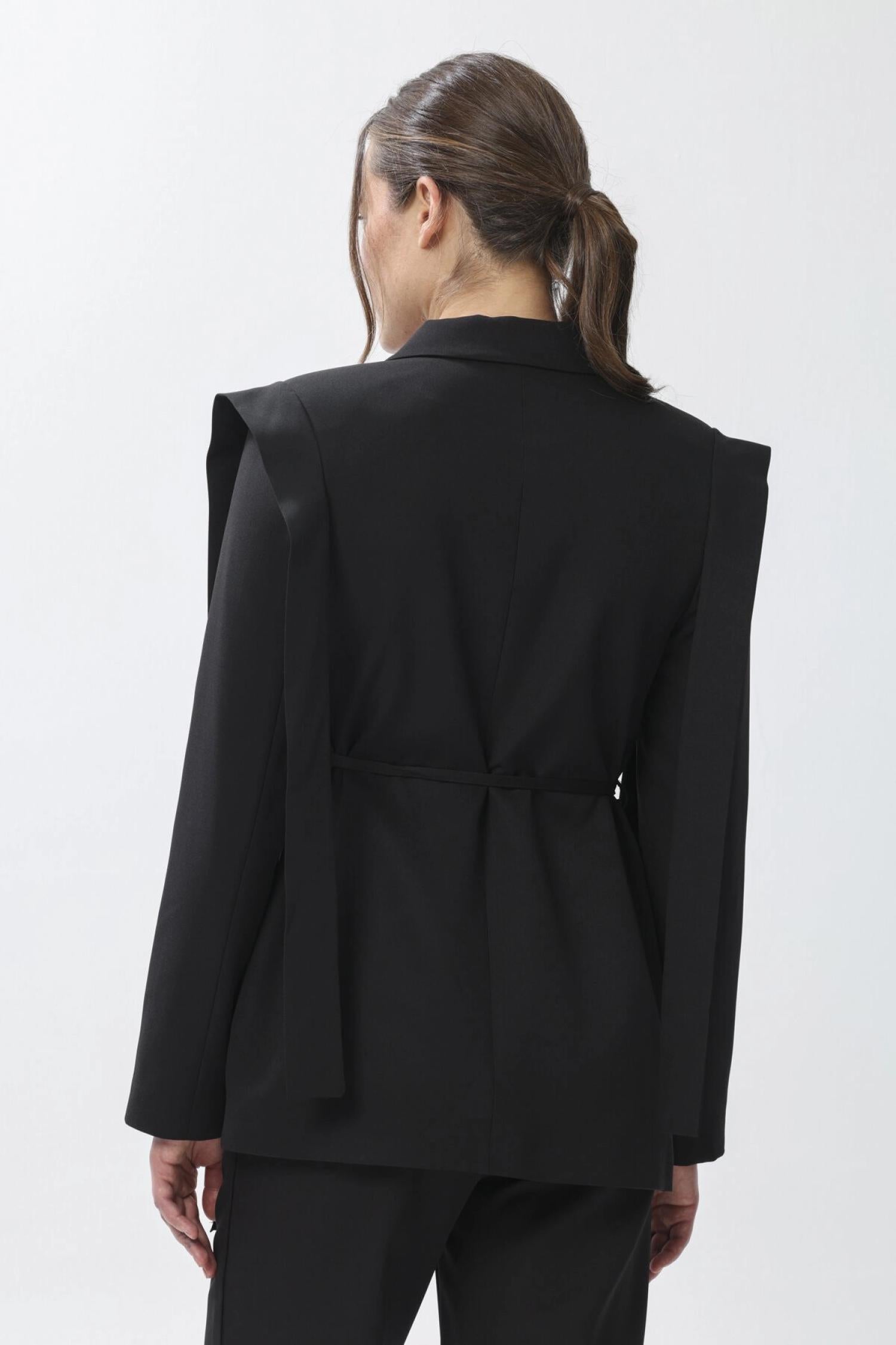 D80305_R1534_5.jpg
