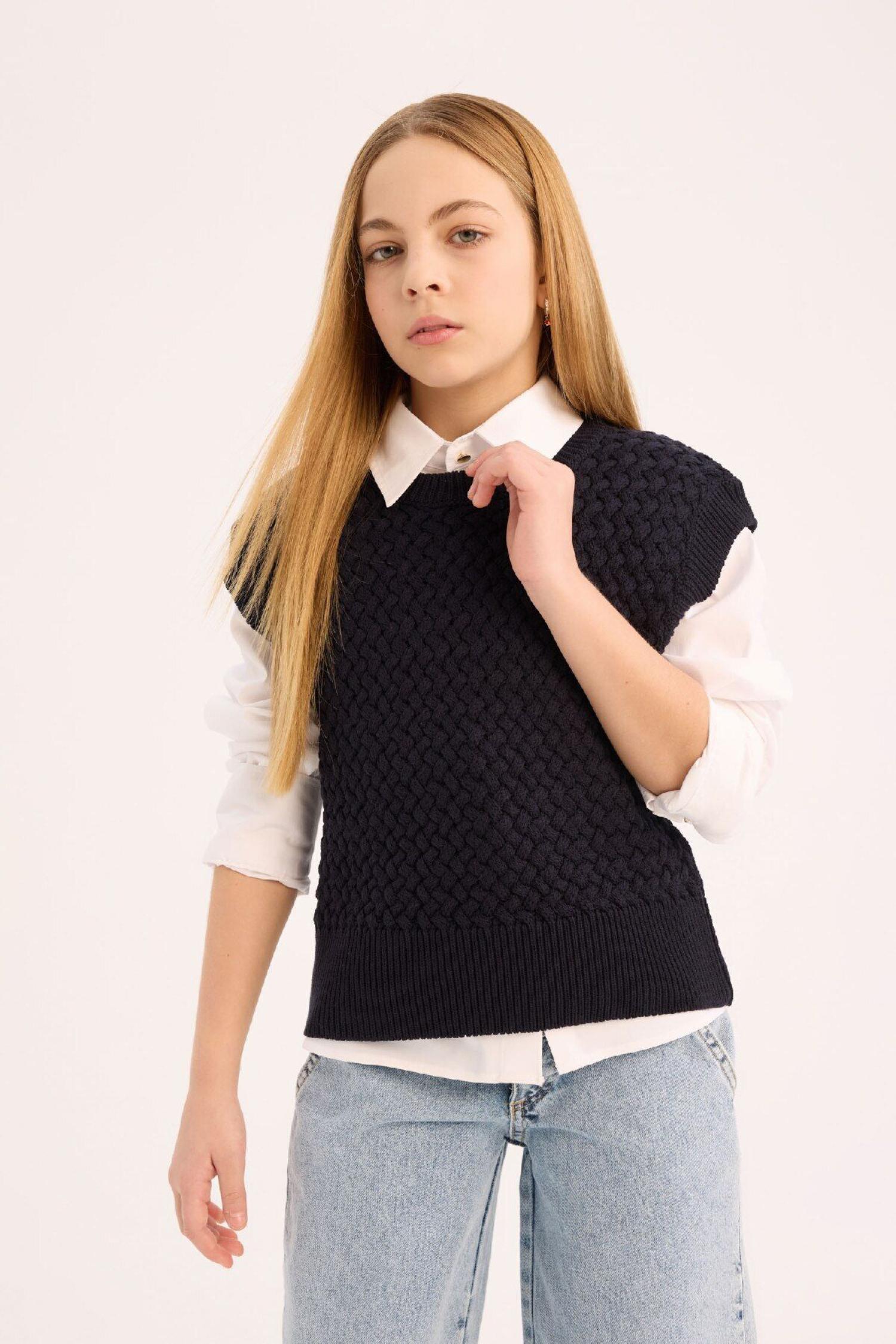 D9212A8_R15654_3.jpg