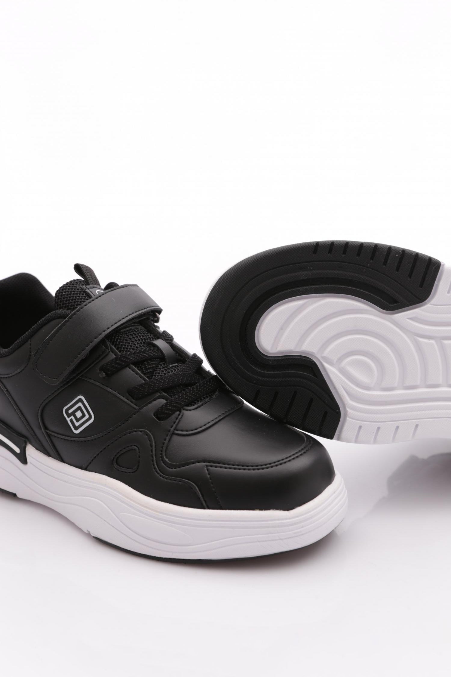 FK25-2029_R1534_4.jpg