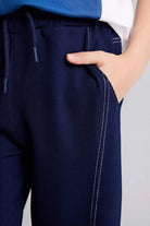 G8457A8_R2718_4.jpg