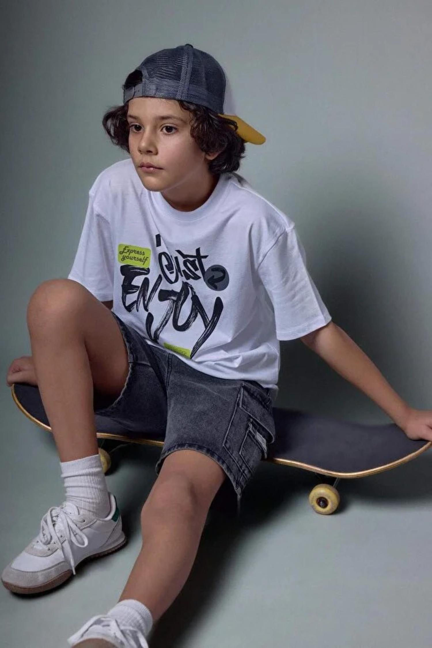 G9728A8_R4478_1.jpg