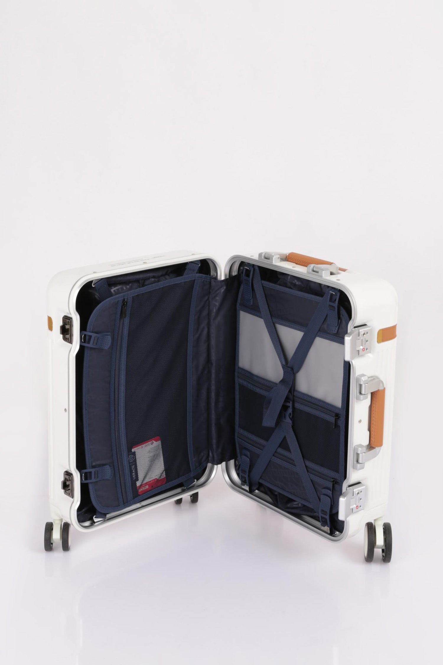 GM20076W-55_R0198_5.jpg