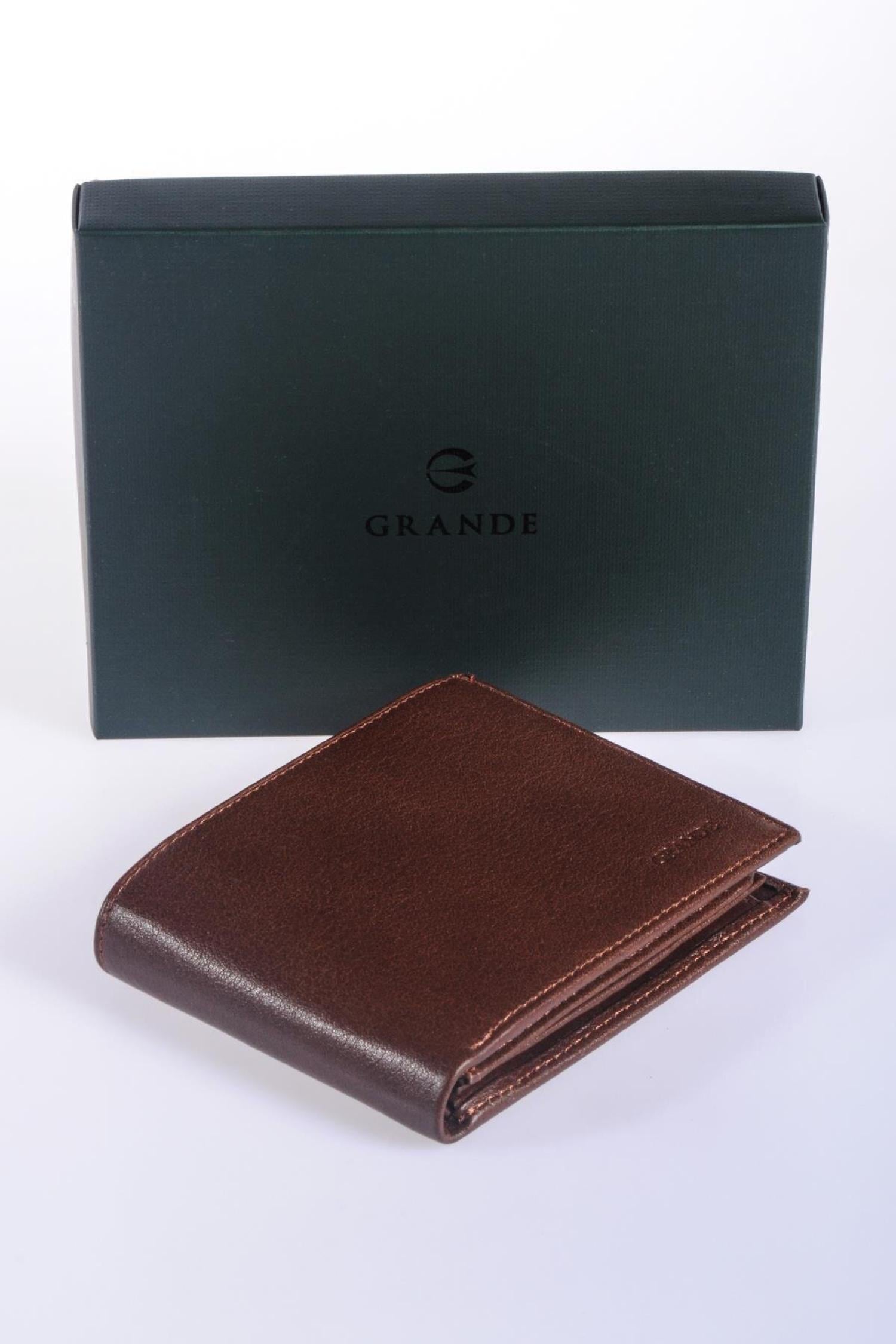 GRANDE-1530_R1755_1.jpg