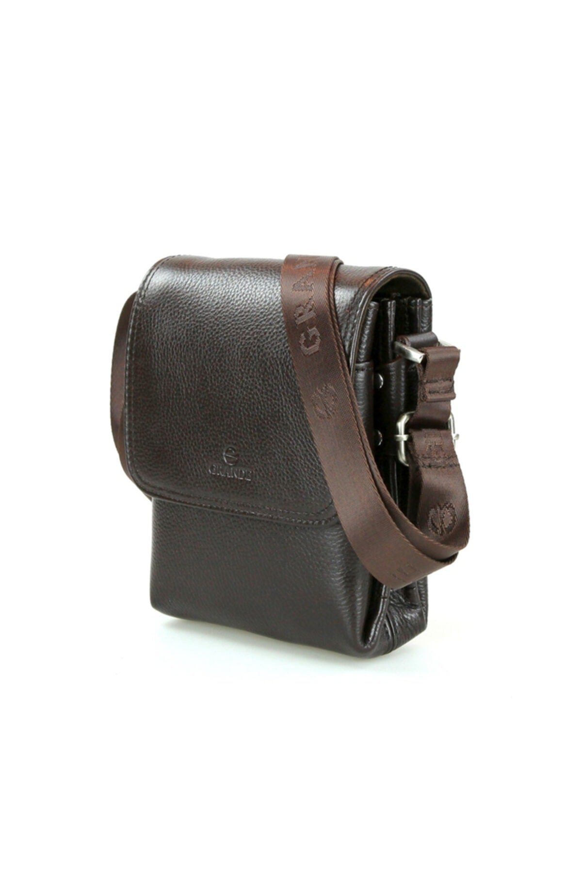 GRANDE-4269_R0685_2.jpg
