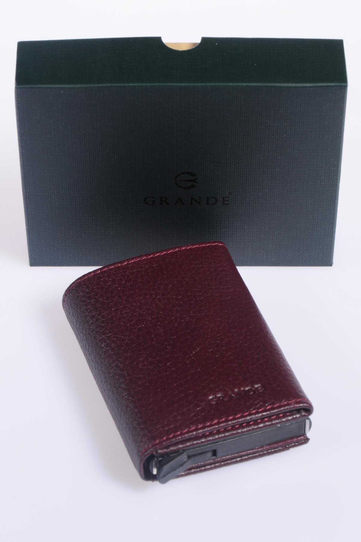 GRANDE-725_R7630_2.jpg