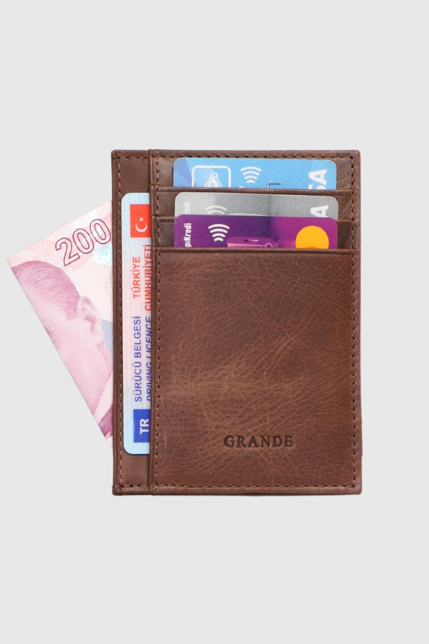 GRANDE-750_R0422_3.jpg