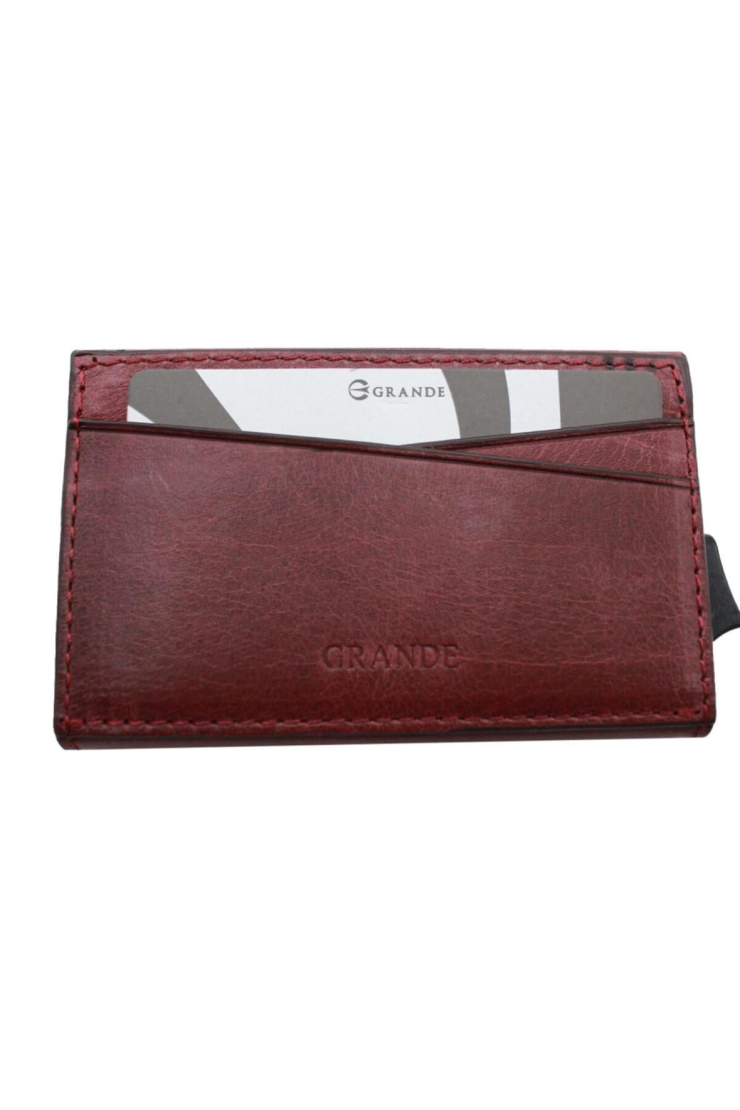 GRANDE-798_R0420_2.jpg