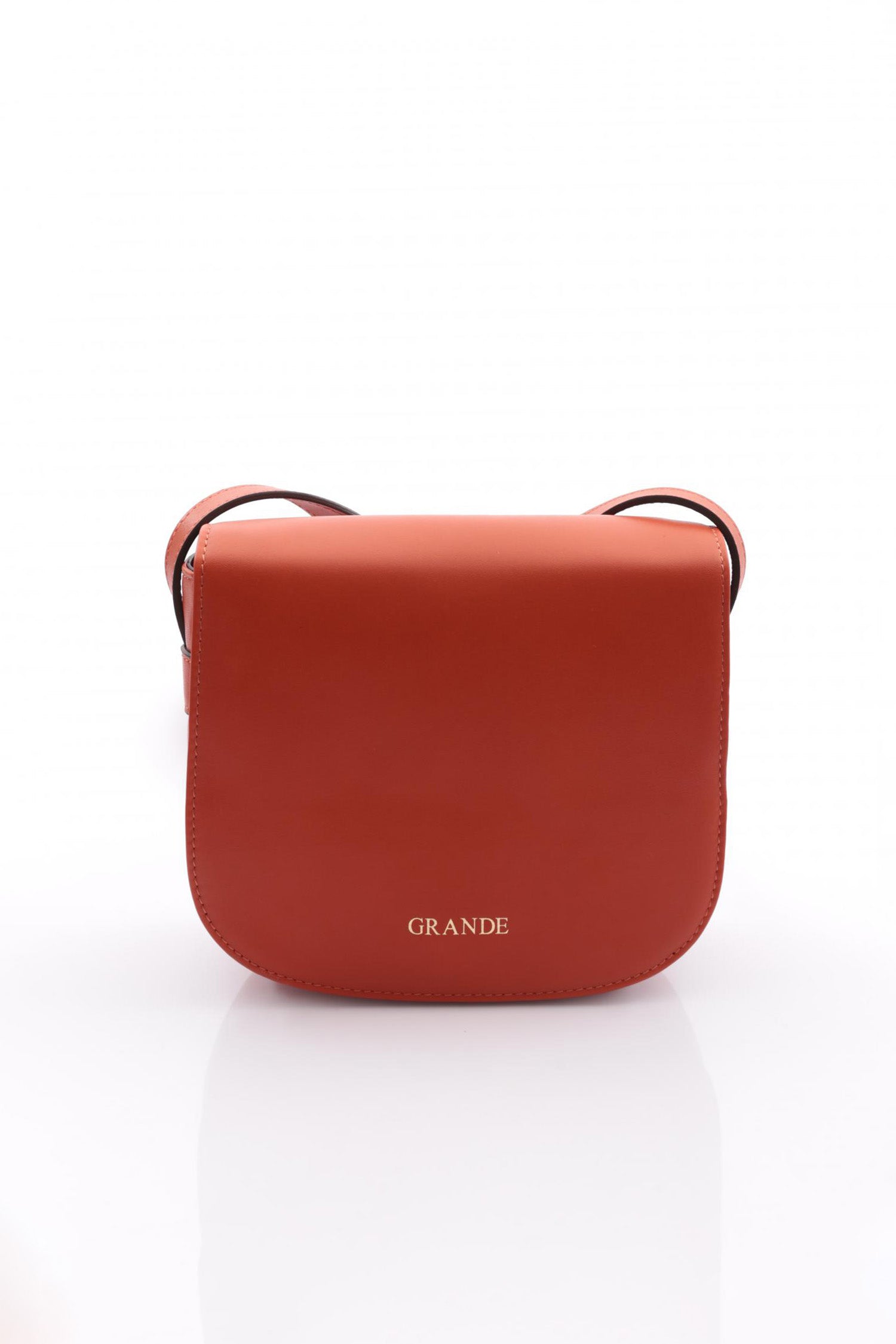 GRANDE-9013_R1840_1.jpg