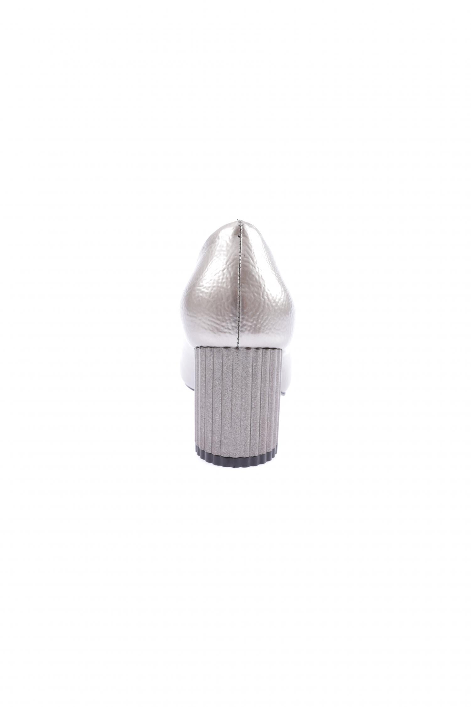 K111-1510_R9669_4.jpg