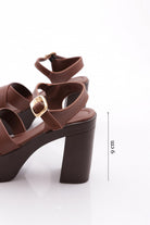 K761-1461_R0685_5.jpg