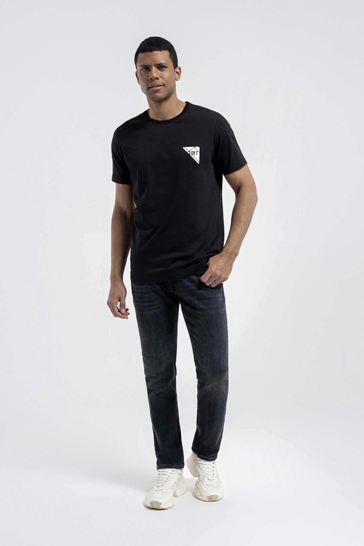 LF2034750_R15650_1.jpg