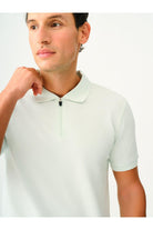 LF2035129_r7817_4.jpg