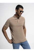 LF2035136_R8857_2.jpg