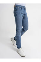 LF2035696_R9506_4.jpg