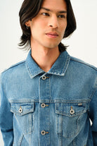 LF2035727_R9505_4.jpg