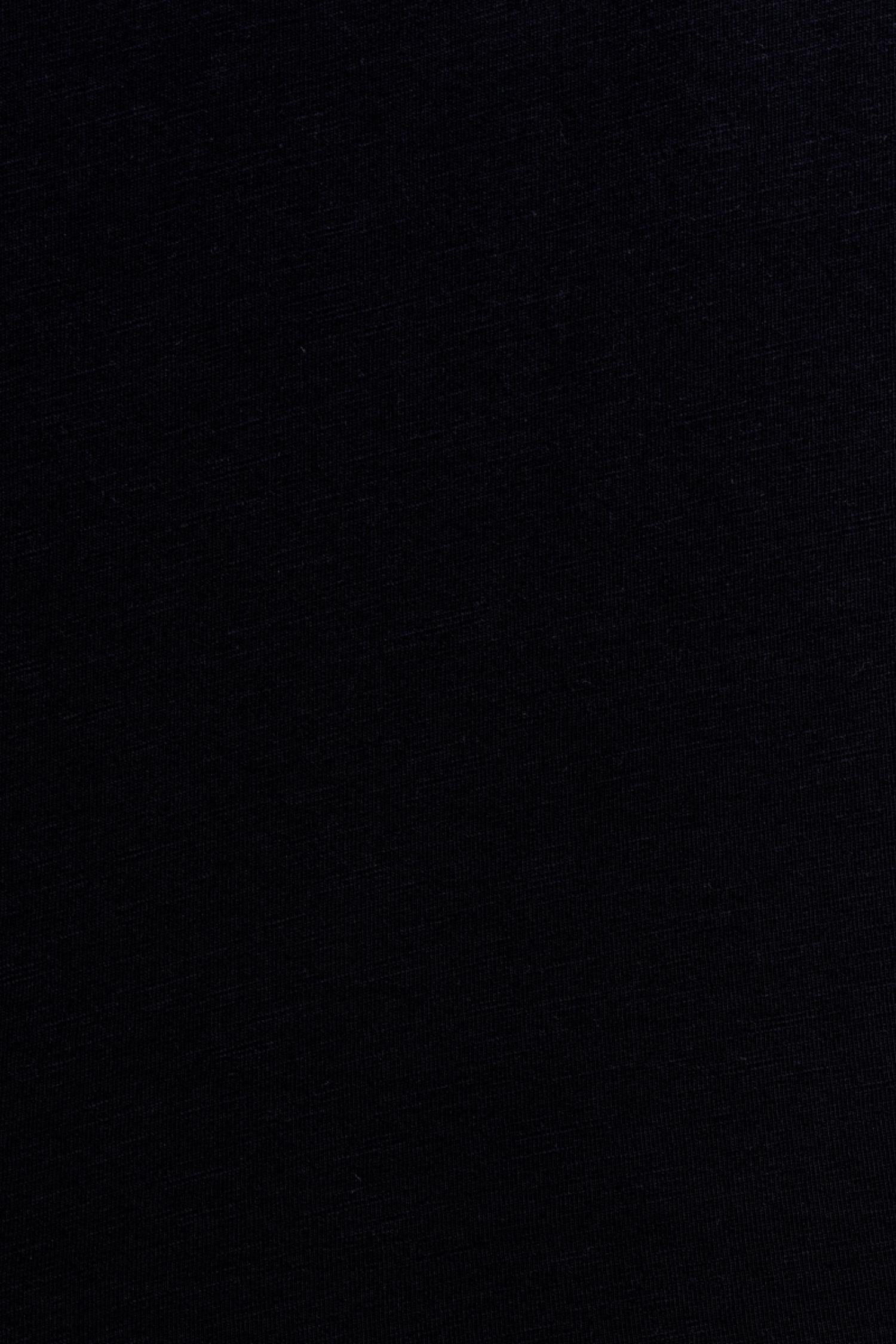 LF2035777_R2718_5.jpg