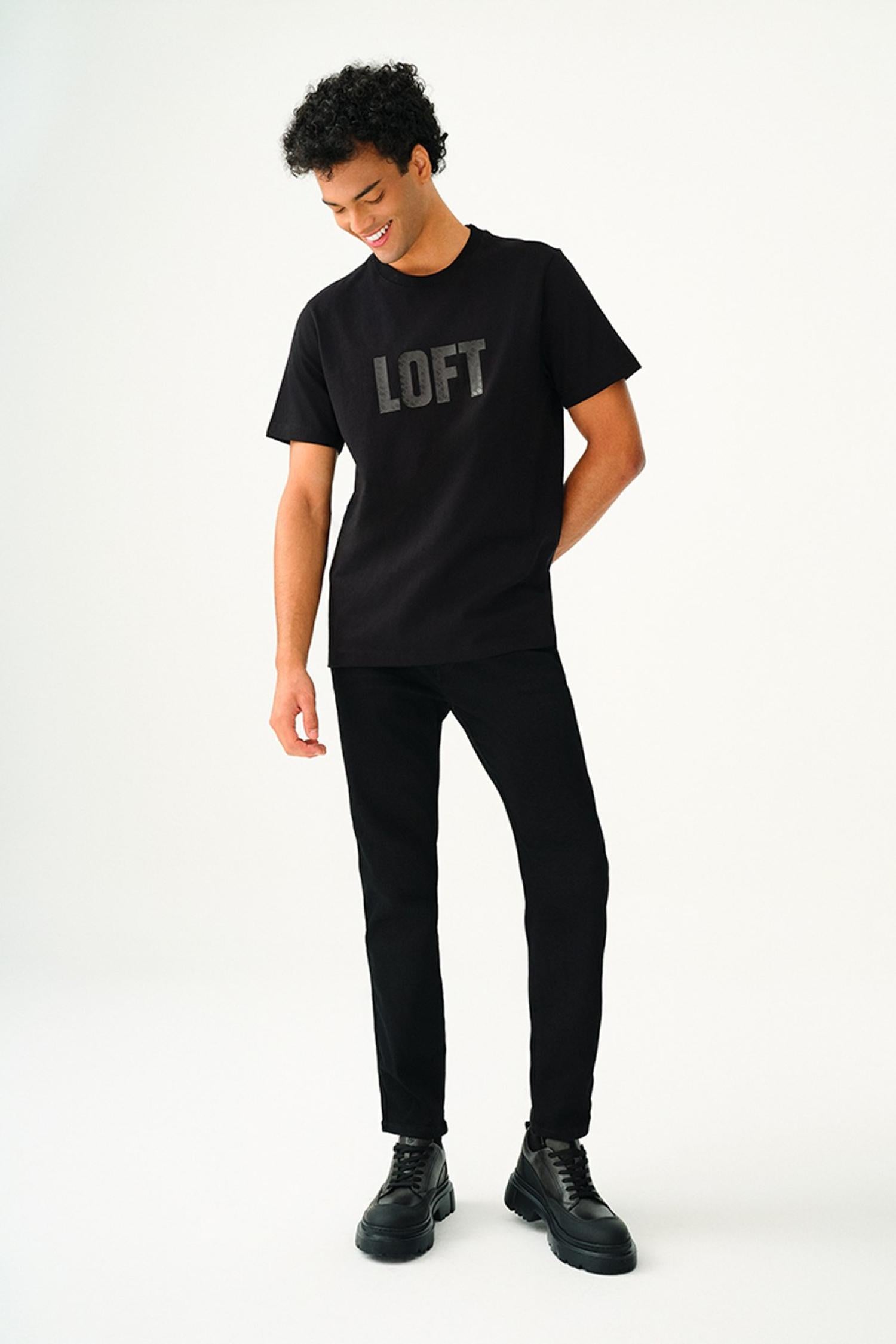LF2036434_R6818_4.jpg