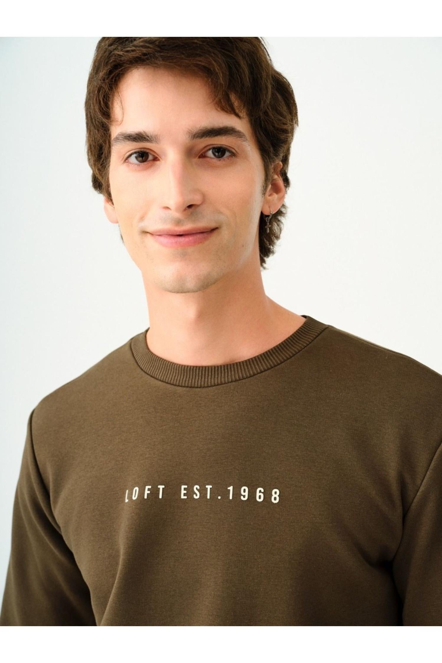 LF2037100_R10295_2.jpg