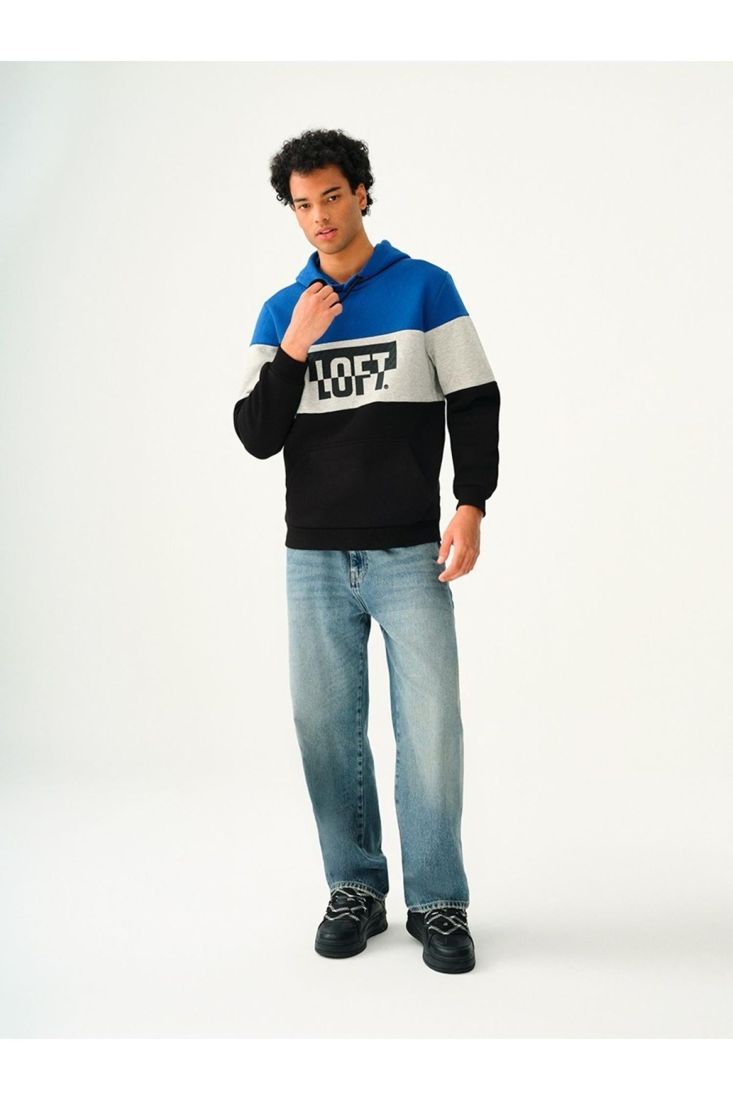 LF2037267_R7791_2.jpg