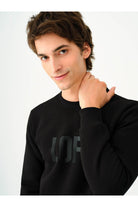 LF2037363_R4306_4.jpg
