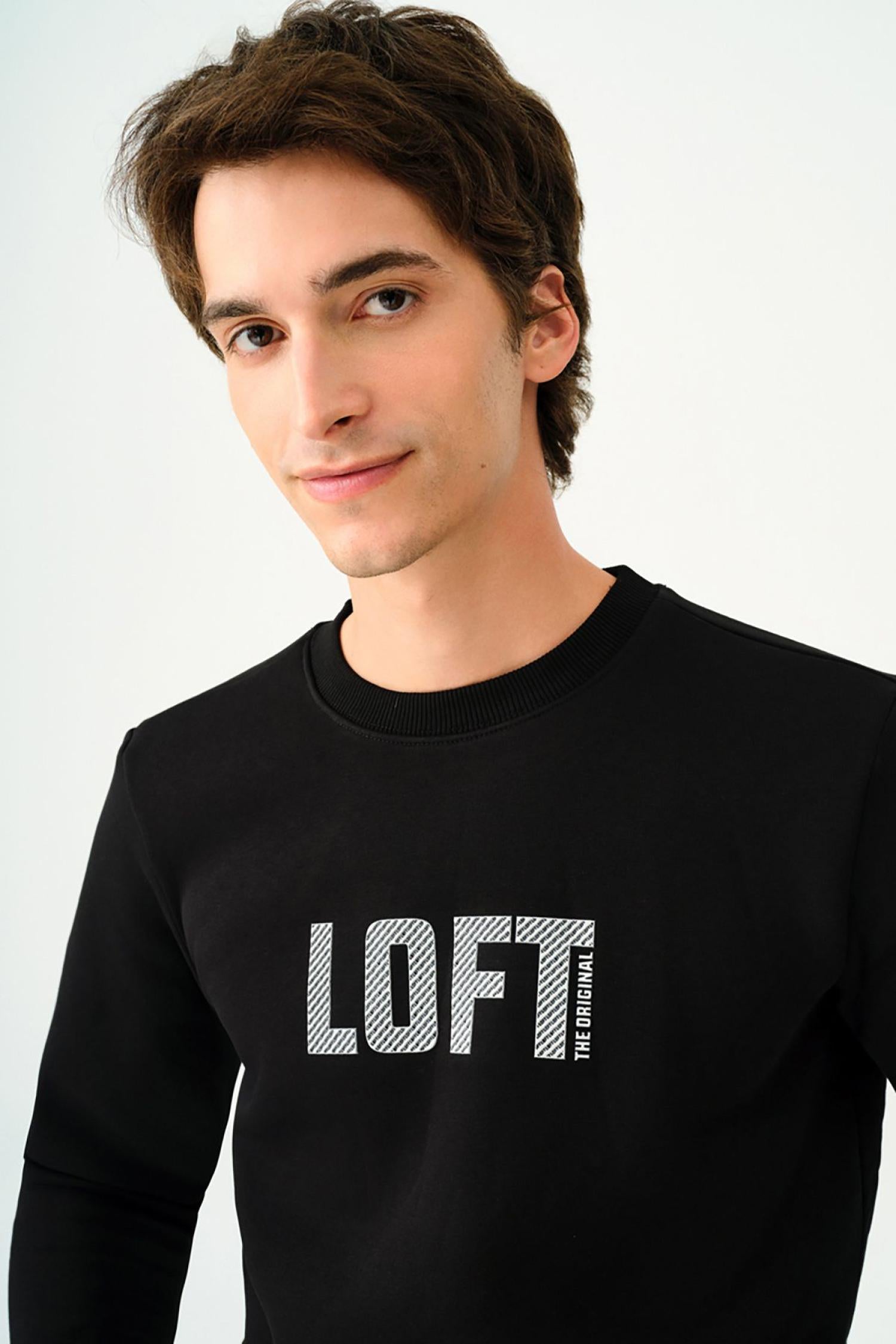 LF2037697_R8189_2.jpg