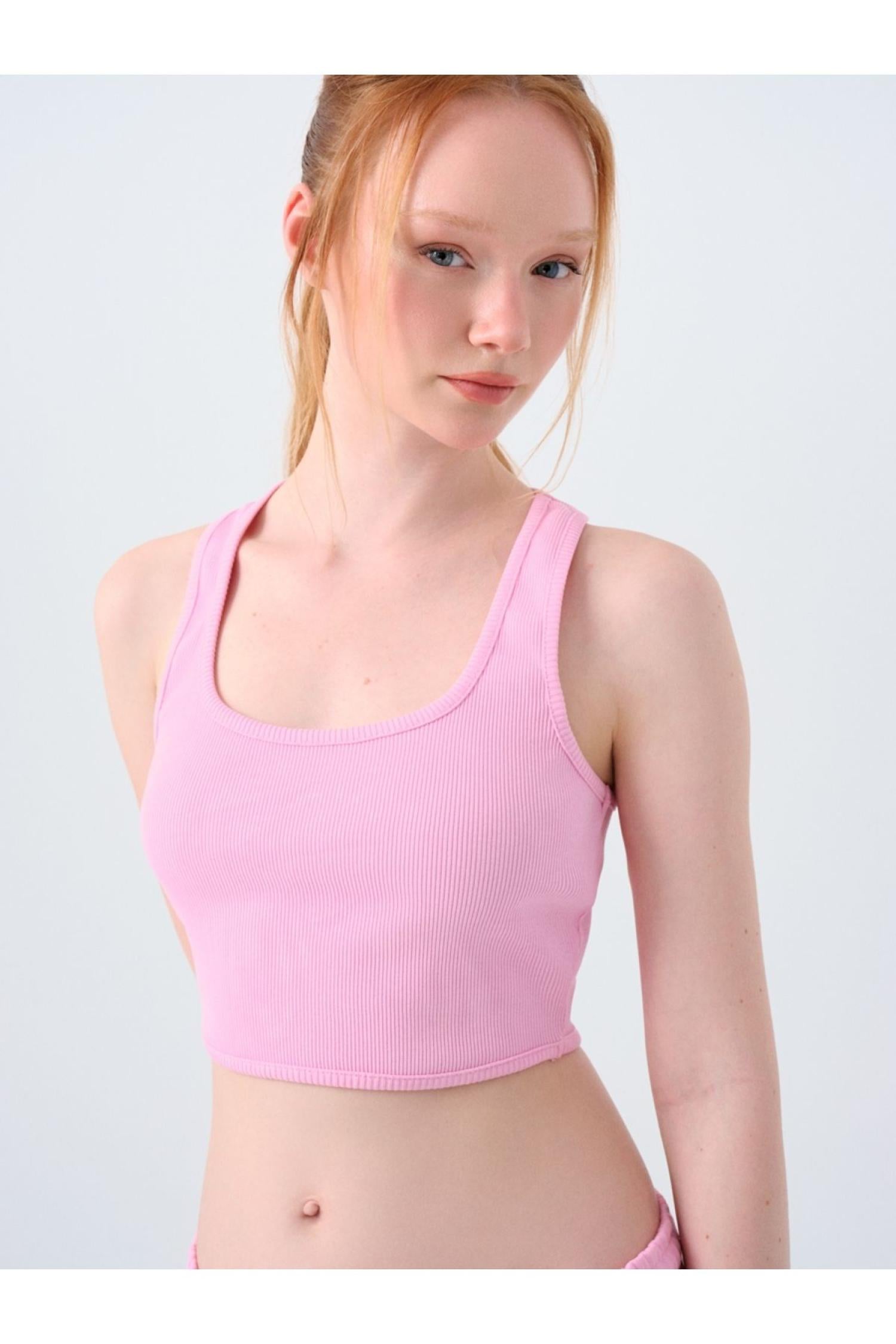 LF2038684_R6822_3.jpg