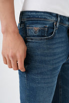 LF2039216_R15315_4.jpg