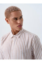 LF2039474_R4983_4.jpg
