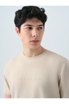 LF2039590_R5013_2.jpg