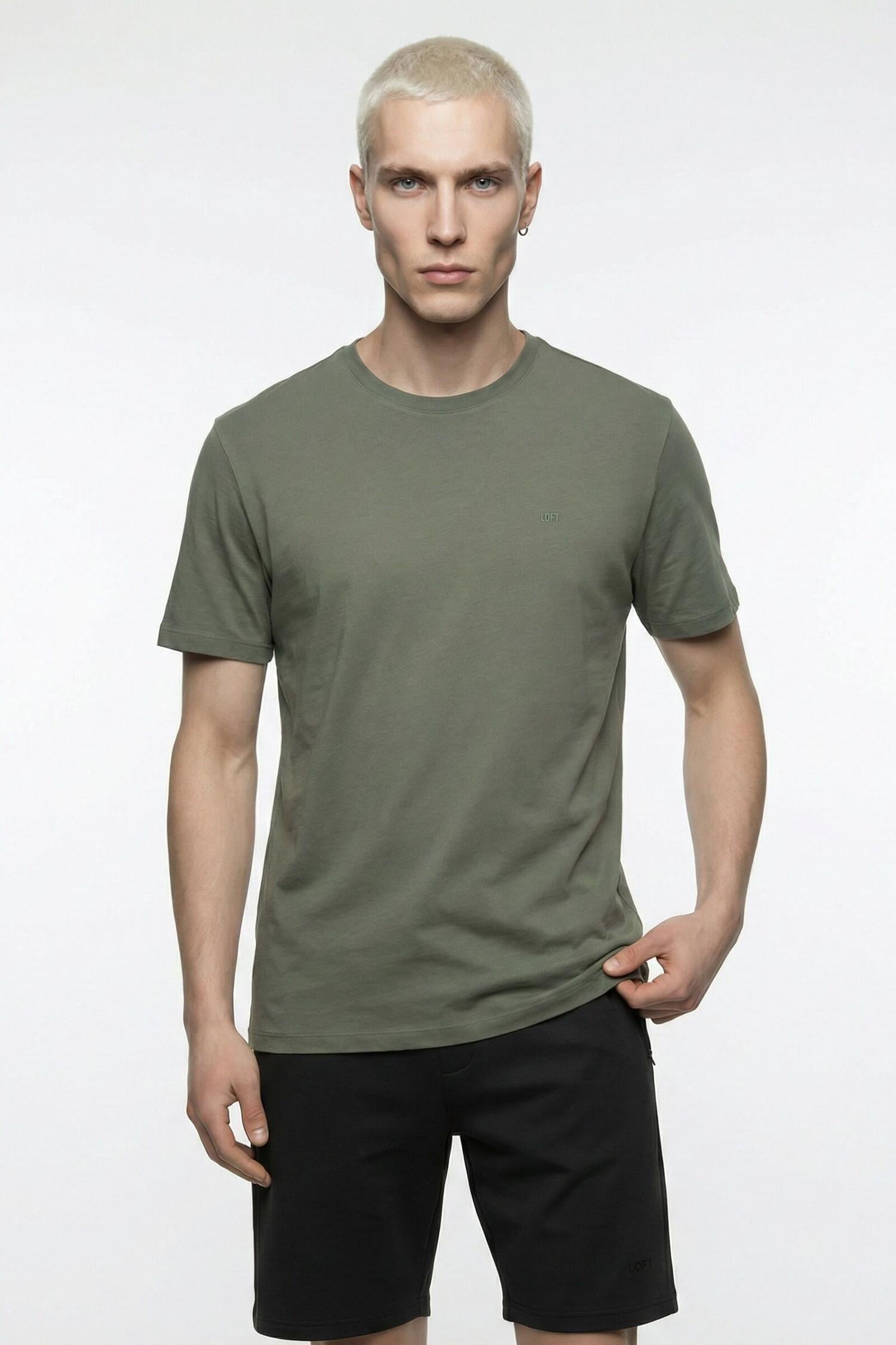 LF2042275_R10295_1.jpg