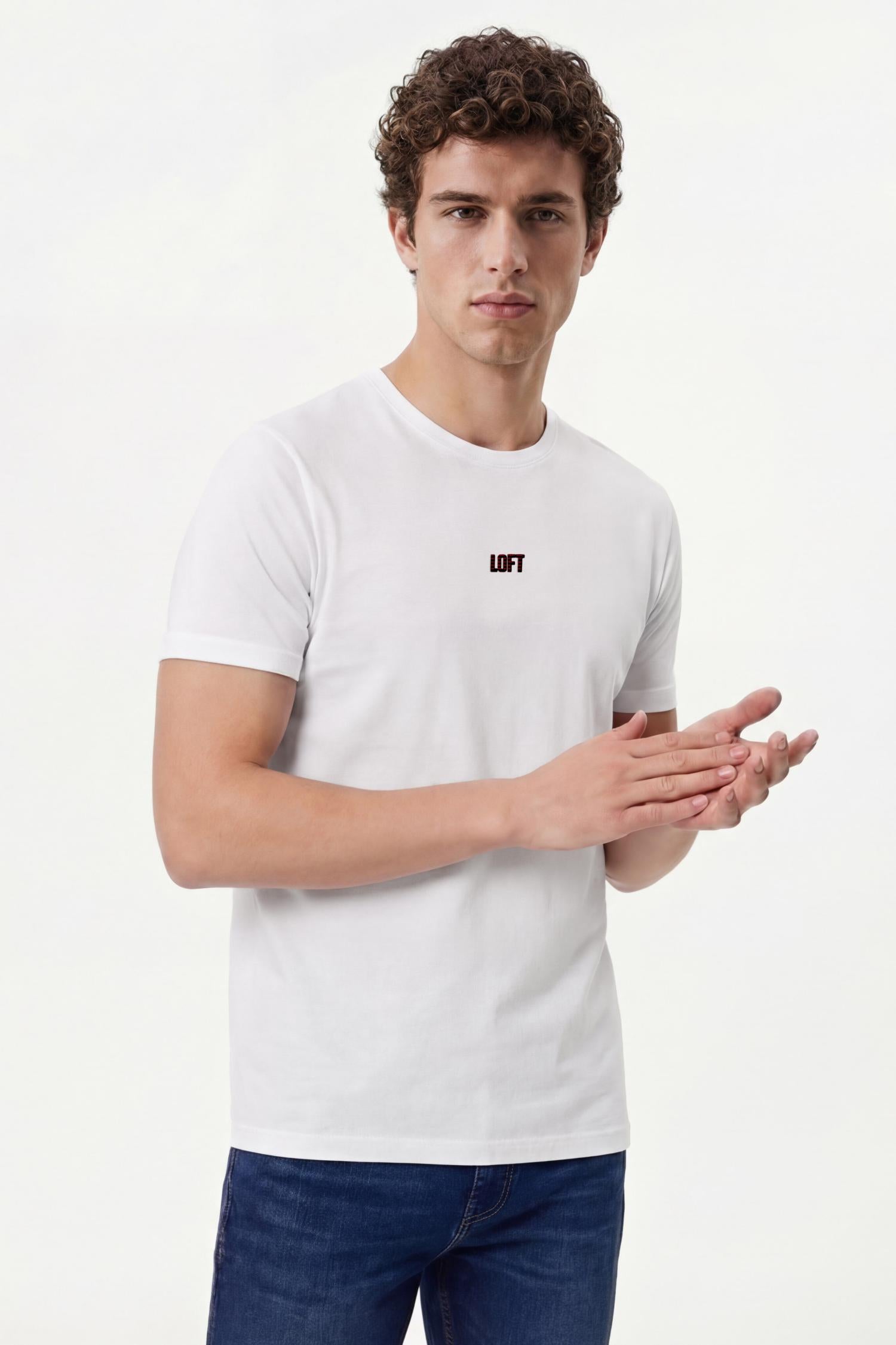 LF2042492_R4478_2.jpg