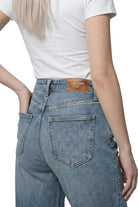 LF2043061_R99994_4.jpg
