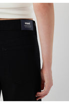 M1010152-A3801_R00149_5.jpg