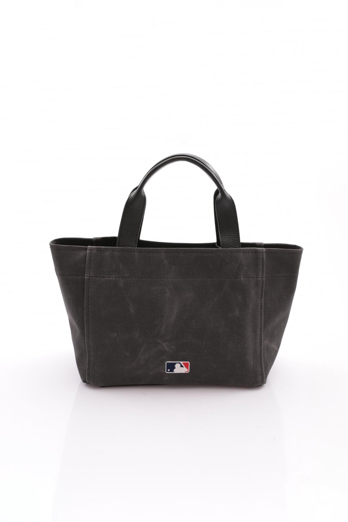 MLB-001_R1534_3.jpg