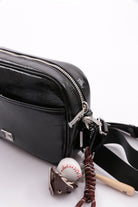 MLB-063_R1534_5.jpg