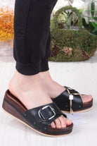 PC-7418_R1534_1.jpg