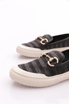 PM373-K2006-1211_R1594_4.jpg