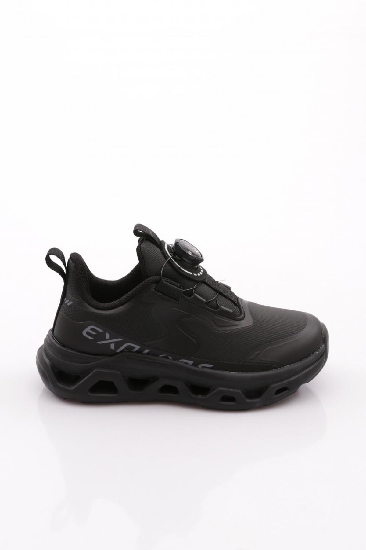 RUNNER-F_R1034_1.jpg