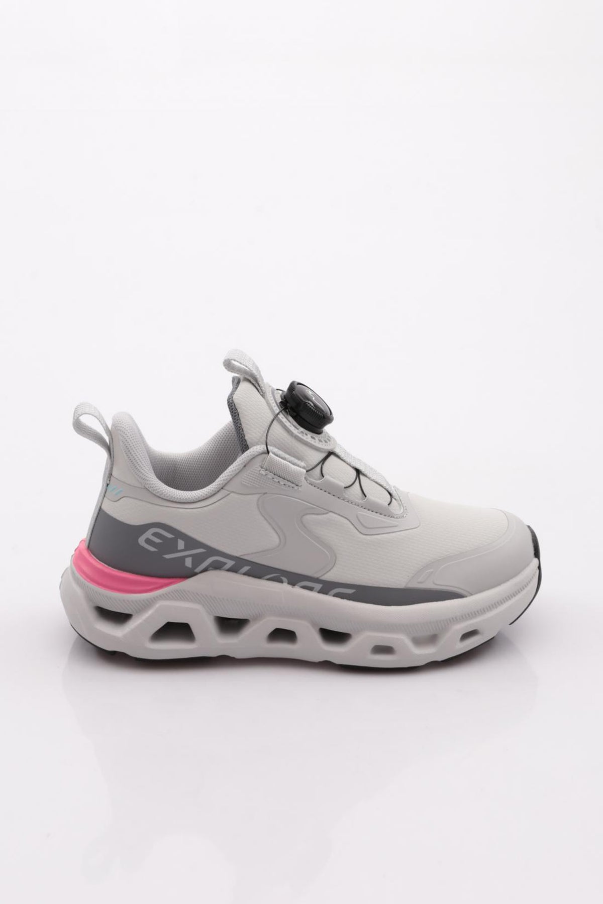 RUNNER-F_R7512_1.jpg
