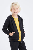T7468A6_R7780_1.jpg