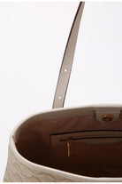 US24354_R0152_4.jpg