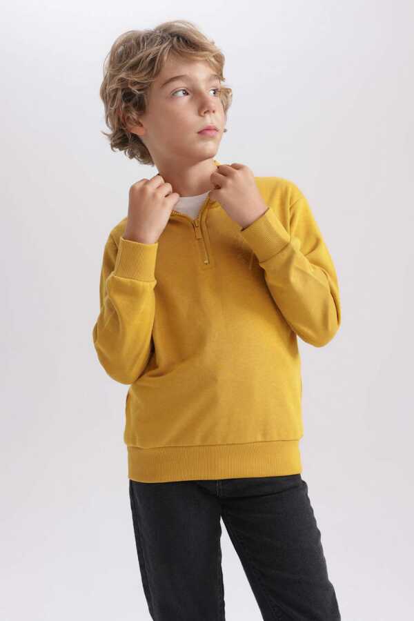 De facto sweatshirt top