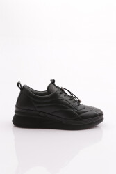 Dgn 123 Kadin Bağcikli Sneaker Ayakkabi Siyah 