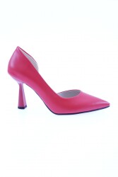 Dgn 1300-23Y Kadin Sivri Burun İnce Topuklu Ayakkabi Kırmızı 
